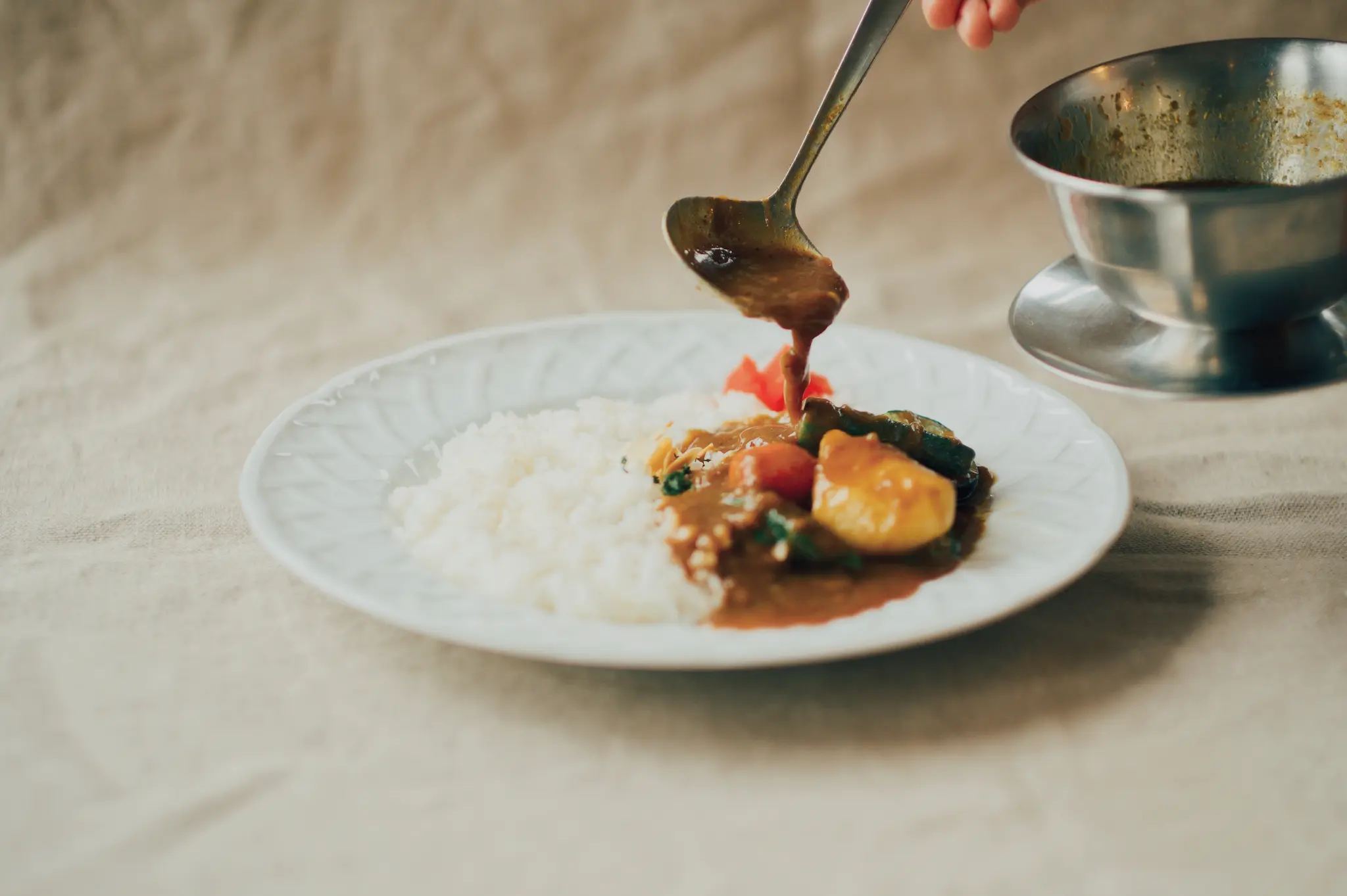 熊本県荒尾市の洋食レストランCOTTONの具だくさんの野菜カレー
